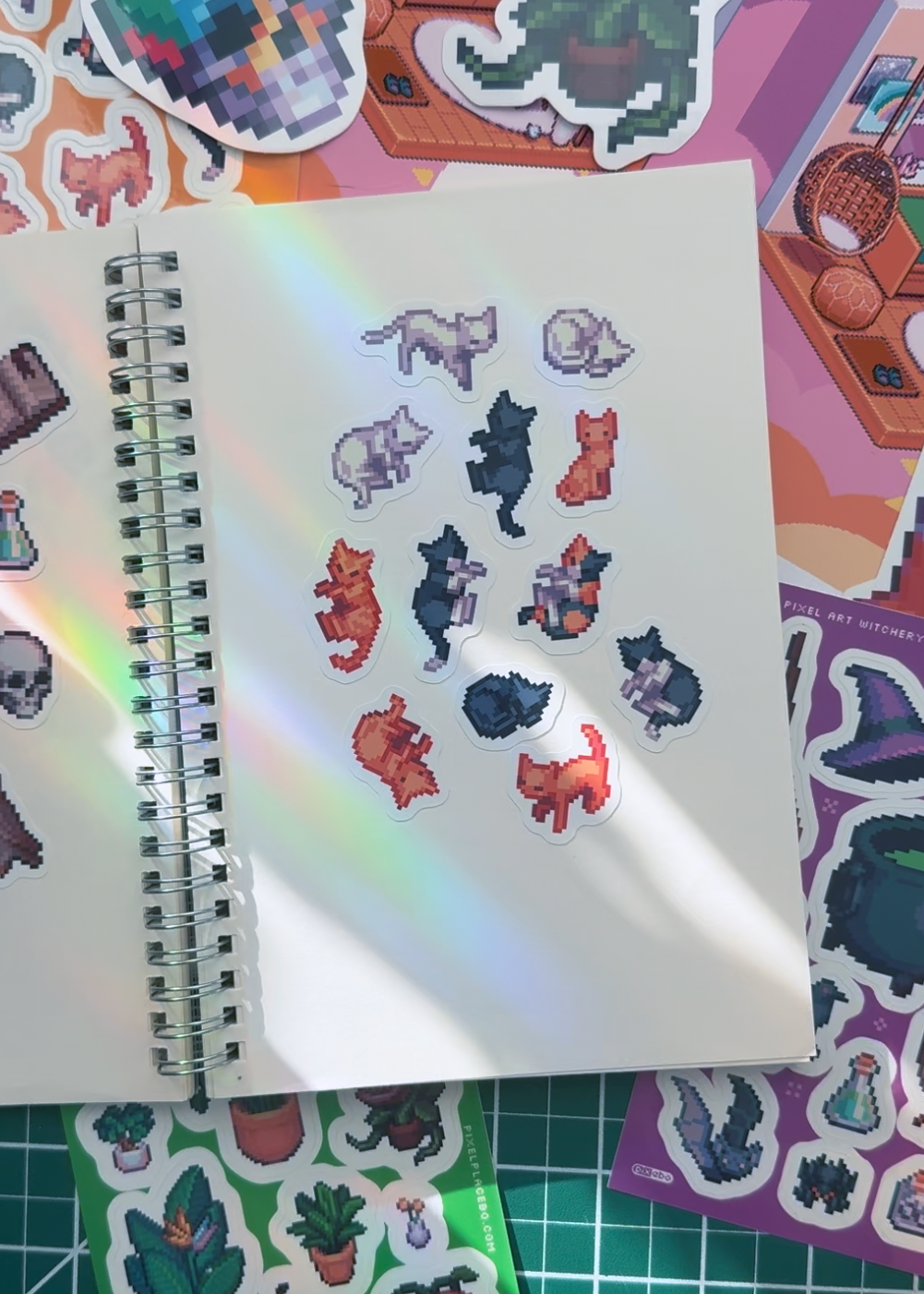 Cats pixel art stickersheet